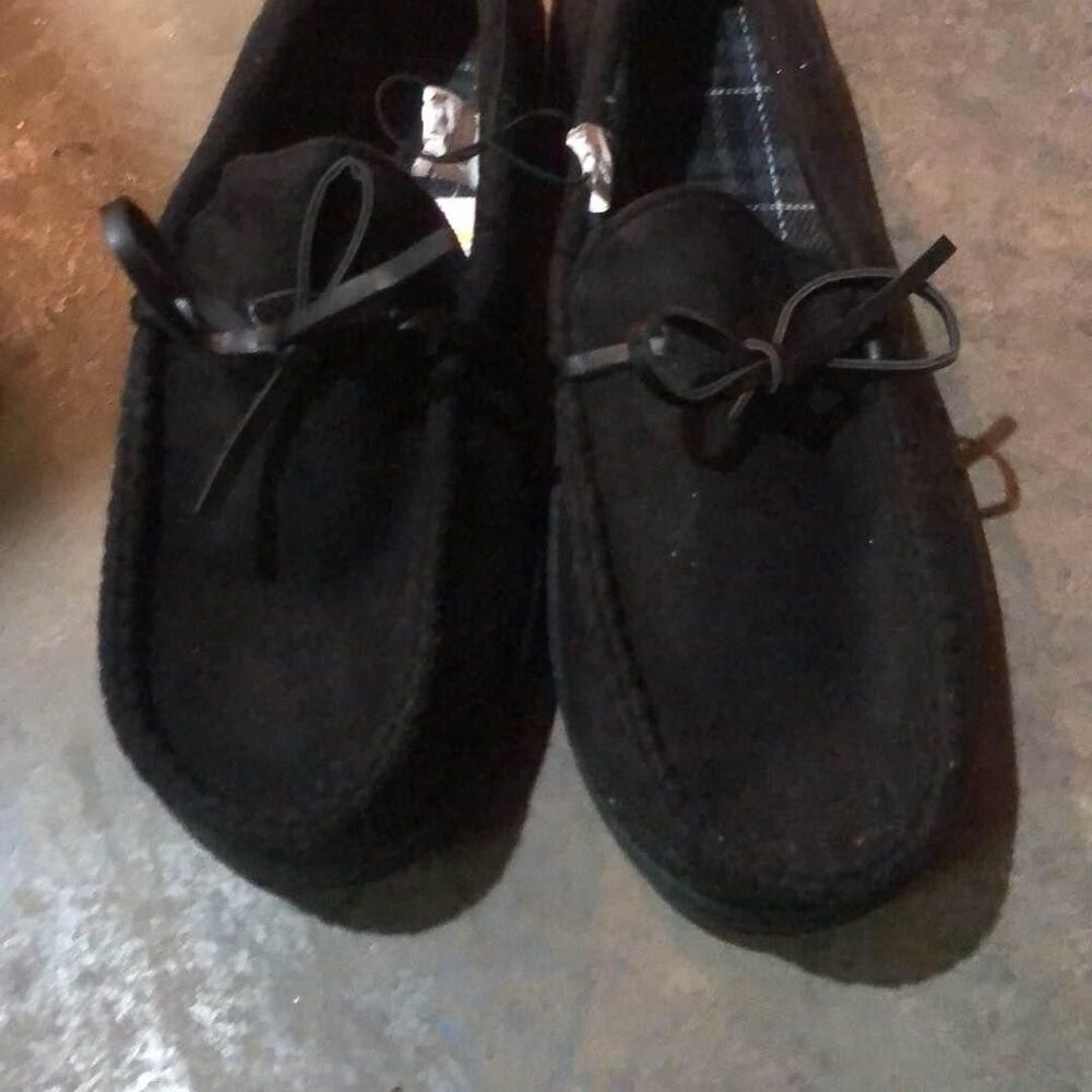 Open Trails Men’s S (8-9) Faux Suede Black Trapper Moccasin Hard Sole Slippers